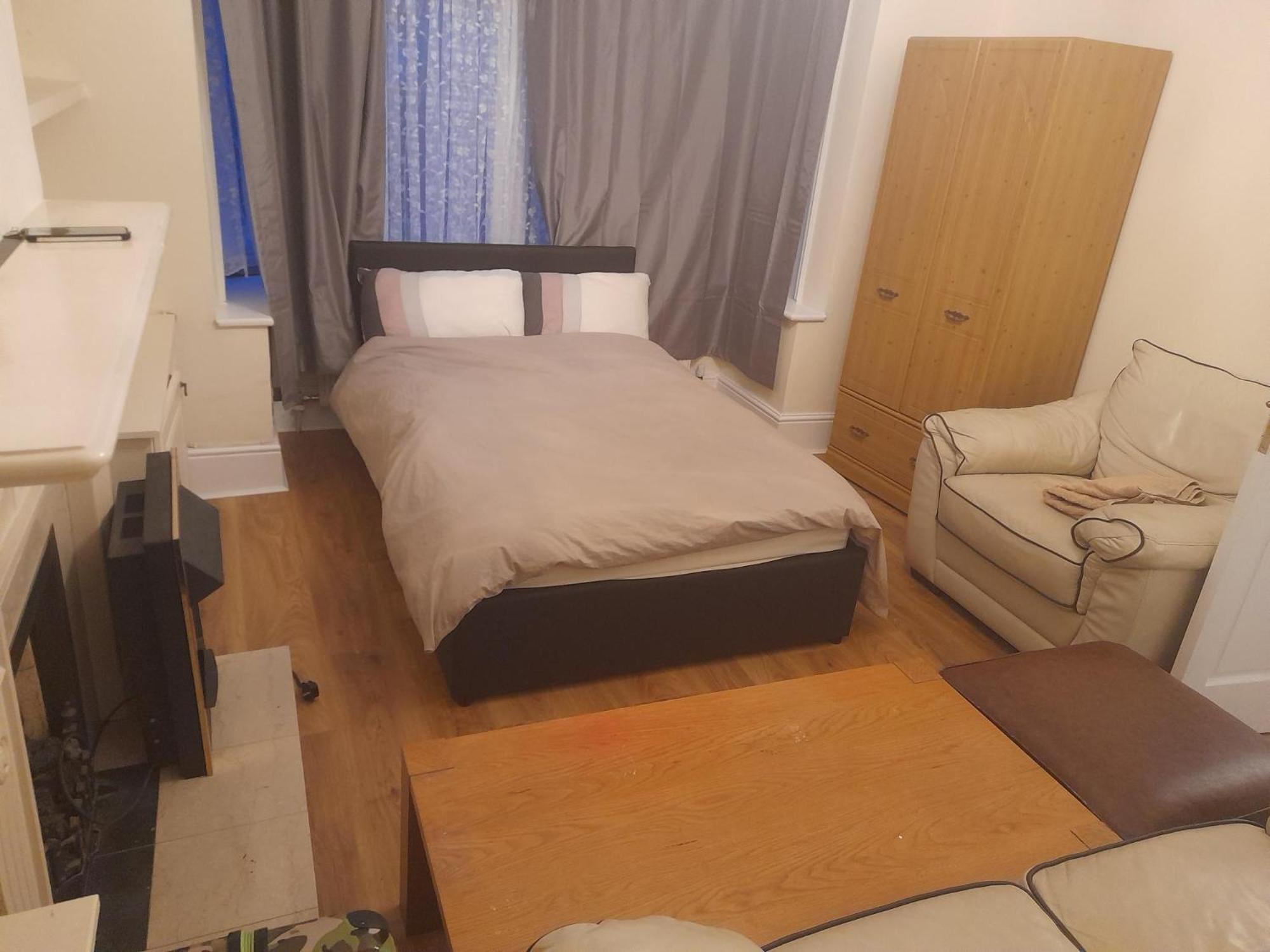 Big Room With Free Parking Londres Extérieur photo